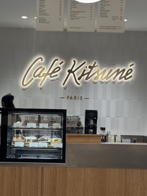 Café Kitsuné Palais Royal by null