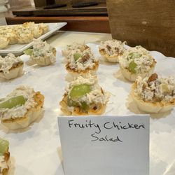 Sweet Annie’s - Fruity chicken salad