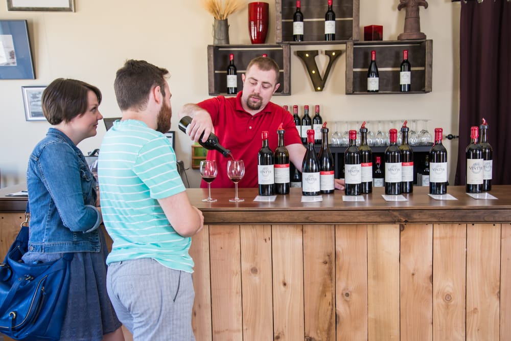 VINTYR Updated September 2024 3336 SE AmityDayton Hwy, Amity