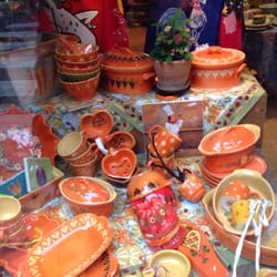 La Maison Ivre - Store window
