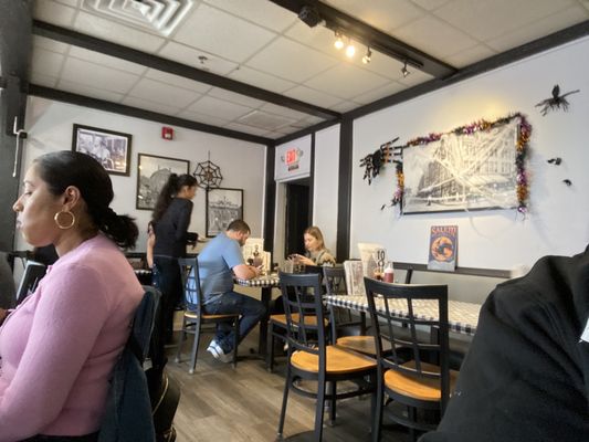 Fountain place restaurant by null