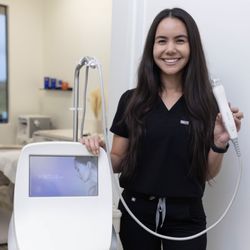 Aloha Med Spa - Medical Aesthetician Amanda Limpert