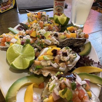 Hecho en Mexico - Oystiones con mango - Mexican Near Me - Los Angeles, California Hecho en Mexico - Oystiones con mango - Mexican Near Me - Los Angeles, California