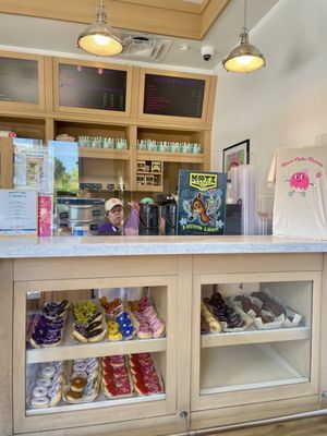 River Oaks Donuts by null