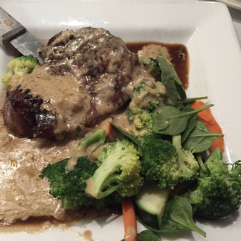 Chef Santos - Filet in a Pepper Corn Cream Sauce (Special) - Italian Near Me - Salisbury, North Carolina
