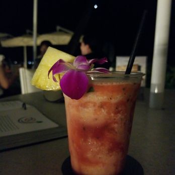 The Beach Bar - Cabana coconut - Bars Near Me - Honolulu, Hawaii