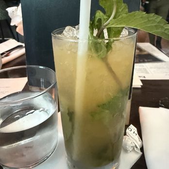 Earls Kitchen + Bar - Peach Mojito - New American Near Me - Miami, Florida Earls Kitchen + Bar - Peach Mojito - New American Near Me - Miami, Florida
