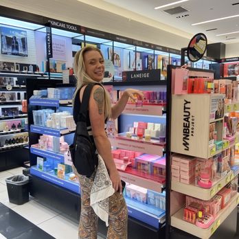 SEPHORA - Cosmetics & Beauty Supply Near Me - Brea, California