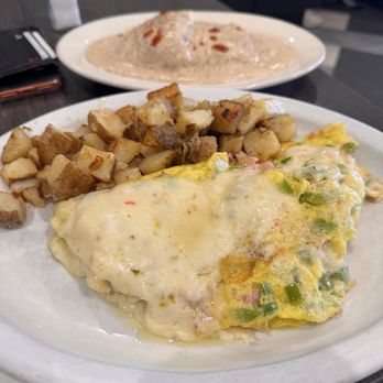 The Original Karen's Kitchen - Denver Omelette with Homestyle Potatoes - Breakfast & Brunch Near Me - Lancaster, California