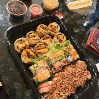 Sooshibay - Fiesta roll, ocean roll, spicy tuna roll, mango crepe cake - Sushi Bars Near Me - Milwaukee, Wisconsin