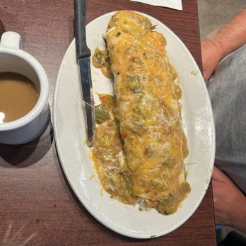 Doug's Diner -Windsor - Breakfast burrito - Breakfast & Brunch Near Me - Windsor, Colorado