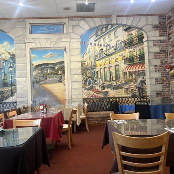 Venita Rhea's - Wall mural with hidden items - Breakfast & Brunch Near Me - Rocklin, California Venita Rhea's - Wall mural with hidden items - Breakfast & Brunch Near Me - Rocklin, California