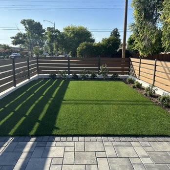 Modern Yard - Fences & Gates Near Me Modern Yard - Fences & Gates Near Me