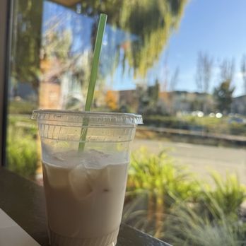 The Lighthouse - Iced oatmilk chai - Breakfast & Brunch Near Me - South San Francisco, California The Lighthouse - Iced oatmilk chai - Breakfast & Brunch Near Me - South San Francisco, California