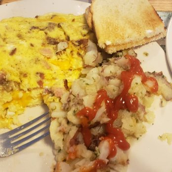 Ronnie's Cafe - Meat lovers omelet with potatoes and toast. Biscuits and gravy on the side. - Breakfast & Brunch Near Me - Glendale, Arizona Ronnie's Cafe - Meat lovers omelet with potatoes and toast. Biscuits and gravy on the side. - Breakfast & Brunch Near Me - Glendale, Arizona