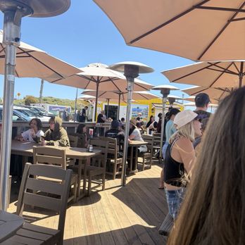 Crystal Cove Shake Shack - American Near Me - Newport Coast, California