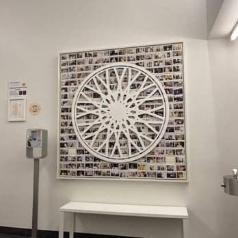SoulCycle Brooklyn Heights - Waiting area - Cycling Classes Near Me - Brooklyn, New York SoulCycle Brooklyn Heights - Waiting area - Cycling Classes Near Me - Brooklyn, New York