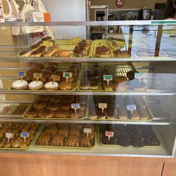 This is their selection at the end of the day. Some donut places run out by noon. They still had lots to choose from!