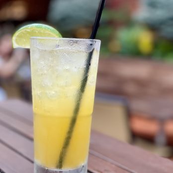 Tanta - Passion Bomb Cocktail - Peruvian Near Me - Chicago, Illinois