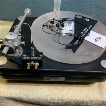 Pure-Grooves - High-end turntable setup help: VPI, Thorens, Linn, Clearaudio, Pro-Ject, REGA, & others - Electronics Repair Near Me - Berwyn, Illinois Pure-Grooves - High-end turntable setup help: VPI, Thorens, Linn, Clearaudio, Pro-Ject, REGA, & others - Electronics Repair Near Me - Berwyn, Illinois