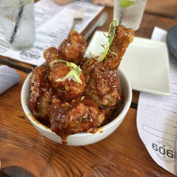 1909 - Korean fried wings - Bars Near Me - Temecula, California
