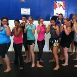 Flow Brazilian Jiu Jitsu - Women's Muay Thai