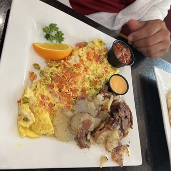 Keke's Breakfast Cafe - Southwest omelette - Breakfast & Brunch Near Me - Clermont, Florida