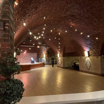 Wabasha Street Caves - Dance area - Historical Tours Near Me - Saint Paul, Minnesota