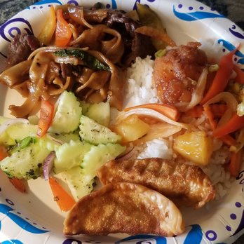Pailin Thai Cuisine - Drunken beef noodles, sweet and sour chicken, dumplings and cucumber salad. - Thai Near Me - Moore, Oklahoma Pailin Thai Cuisine - Drunken beef noodles, sweet and sour chicken, dumplings and cucumber salad. - Thai Near Me - Moore, Oklahoma