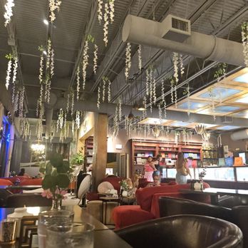 AJ Chocolate House - Chocolatiers & Shops Near Me - Winter Park, Florida