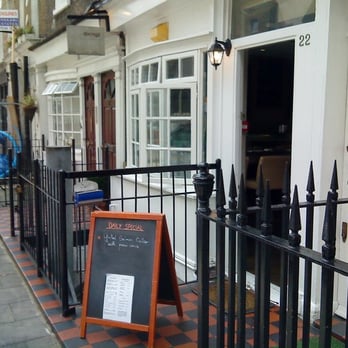 Dinings - non descript shopfront - Sushi Bars Near Me - London, XGL Dinings - non descript shopfront - Sushi Bars Near Me - London, XGL