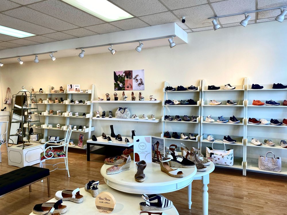 TOOTSIES Updated October 2024 310 E Atlantic Ave, Delray Beach