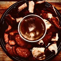 Weldon's Meat Market - Having a party? We make smoked meat trays, meat and cheese trays and more!