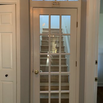 Azalea Inn Bed & Breakfast - White Crow Suite entrance. - Bed & Breakfast Near Me - Banner Elk, North Carolina