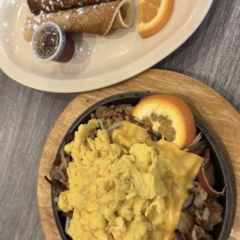 Mia's Pancake House - Mias Skillet and Crepes - Waffles Near Me - North Chicago, Illinois Mia's Pancake House - Mias Skillet and Crepes - Waffles Near Me - North Chicago, Illinois