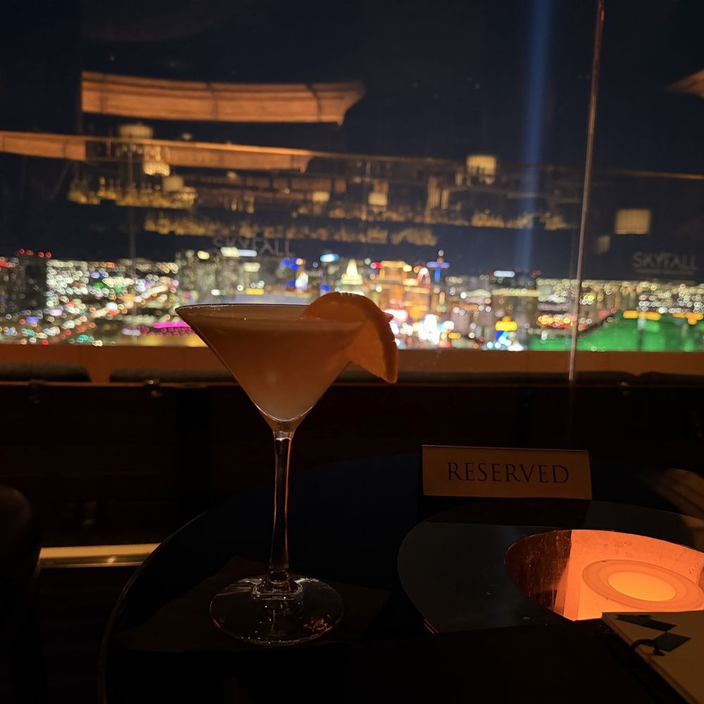 Skyfall Panoramic Bar & Lounge - Drinking view - Cocktail Bars Near Me - Las Vegas, Nevada Skyfall Panoramic Bar & Lounge - Drinking view - Cocktail Bars Near Me - Las Vegas, Nevada