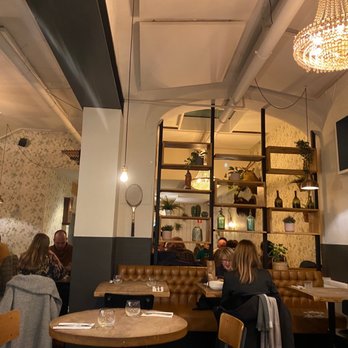 Mémé Gusta - Inside - Belgian Near Me - Gent, VOV