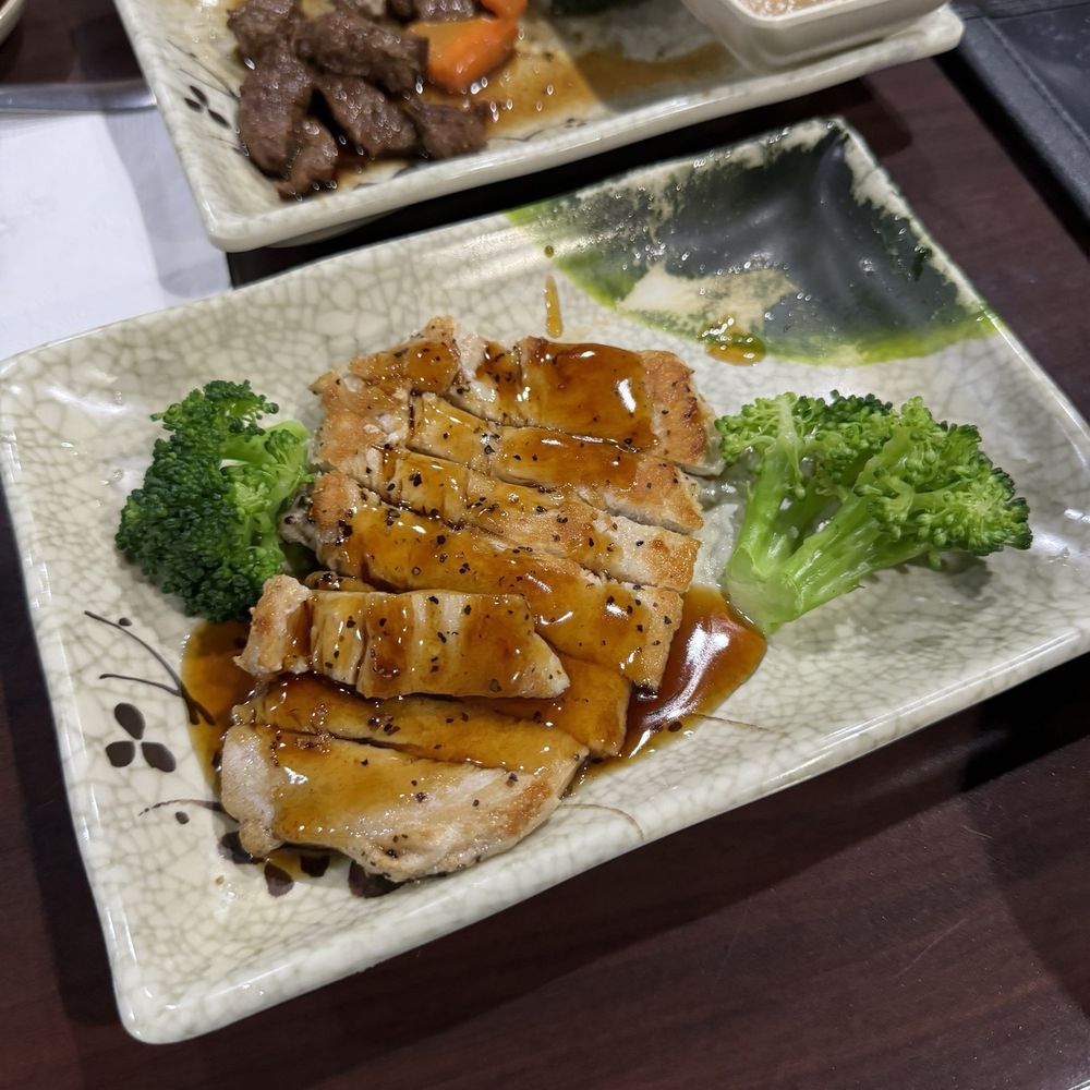 Sushi Lover - Teriyaki Chicken Hibachi Steak - Sushi Bars Near Me - Appleton, Wisconsin