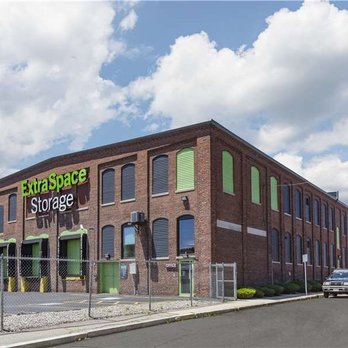 Extra Space Storage - Beauty Image - Extra Space Storage at 21 Weston Ave, Quincy, MA 02170 - Self Storage Near Me - Quincy, Massachusetts Extra Space Storage - Beauty Image - Extra Space Storage at 21 Weston Ave, Quincy, MA 02170 - Self Storage Near Me - Quincy, Massachusetts