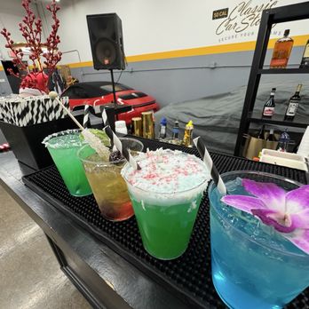 Good Times Bartending - Amazing display of drinks - Bartenders Near Me Good Times Bartending - Amazing display of drinks - Bartenders Near Me