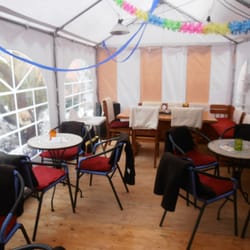 Remise - Cafe Remise hat erweitert! Für Raucher und für Festlichkeiten! Ein kleines gemütliches Partyzelt!