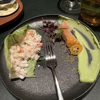 Highlands - Chilled Alaskan crab, avocado, winter citrus - New American Near Me - Detroit, Michigan