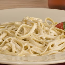 Pat's Pizzeria - Fettucine Alfredo