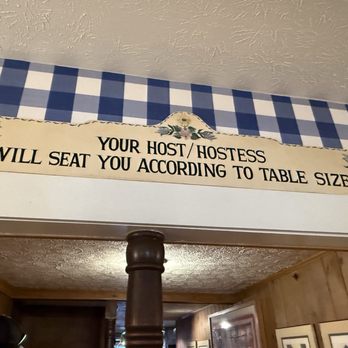 Dan'l Boone Inn - Bed & Breakfast Near Me - Boone, North Carolina