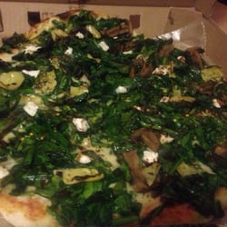 Kazzet Gallery & Pizza - Pizza huerto.