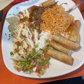 Cocina La Doce - Flautas - Mexican Near Me - Banning, California Cocina La Doce - Flautas - Mexican Near Me - Banning, California