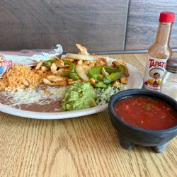 Fiesta Grill 2 - Fajitas (chicken) on a real plate