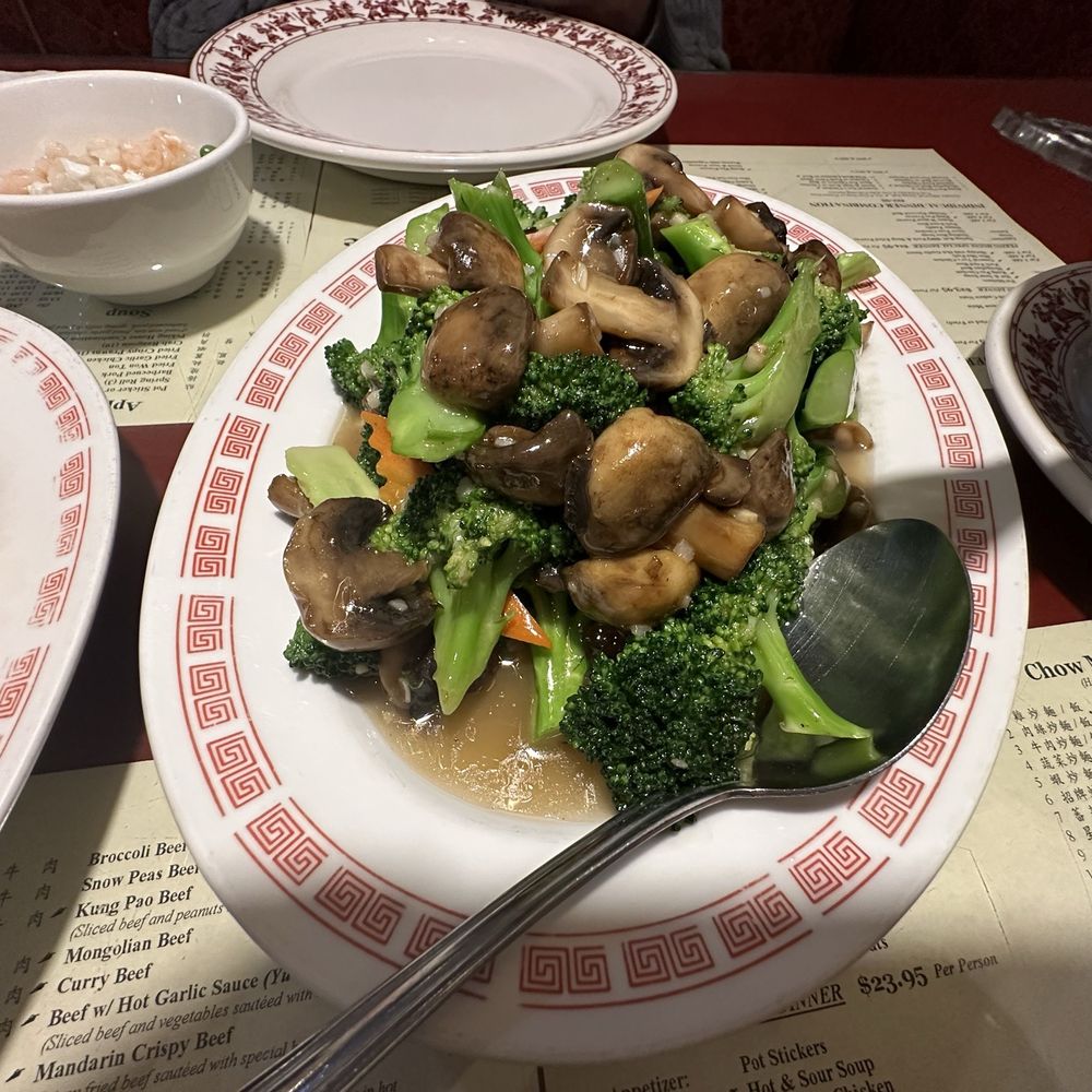 Peking House - Chinese Near Me - Shoreline, Washington