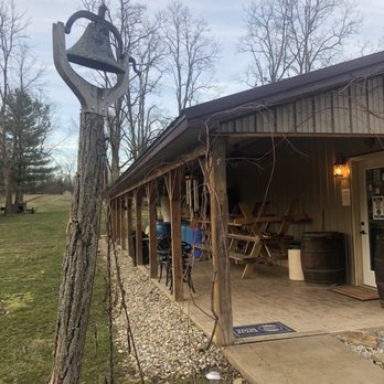 Manchester Hill Winery and Vineyard - the outside of the winery - Wineries Near Me - Circleville, Ohio
