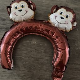 Monkey crown given to Black birthday girl.